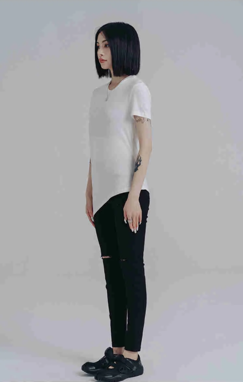 Wallcy Irregular Hem T-Shirt - White