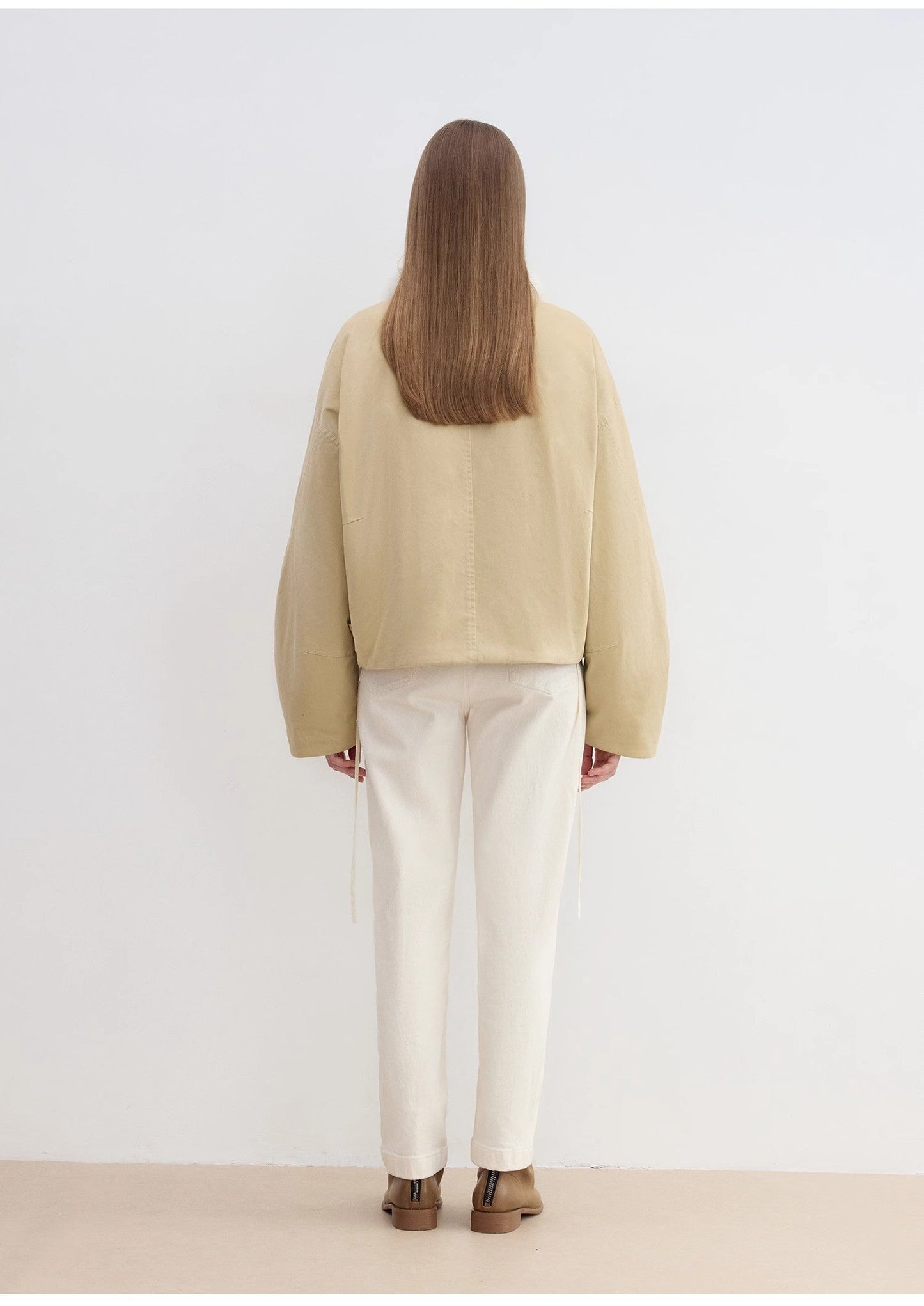 "Rebellious Escape" Detachable Contrasting Color Shearling Fur Collar Down Short Parka