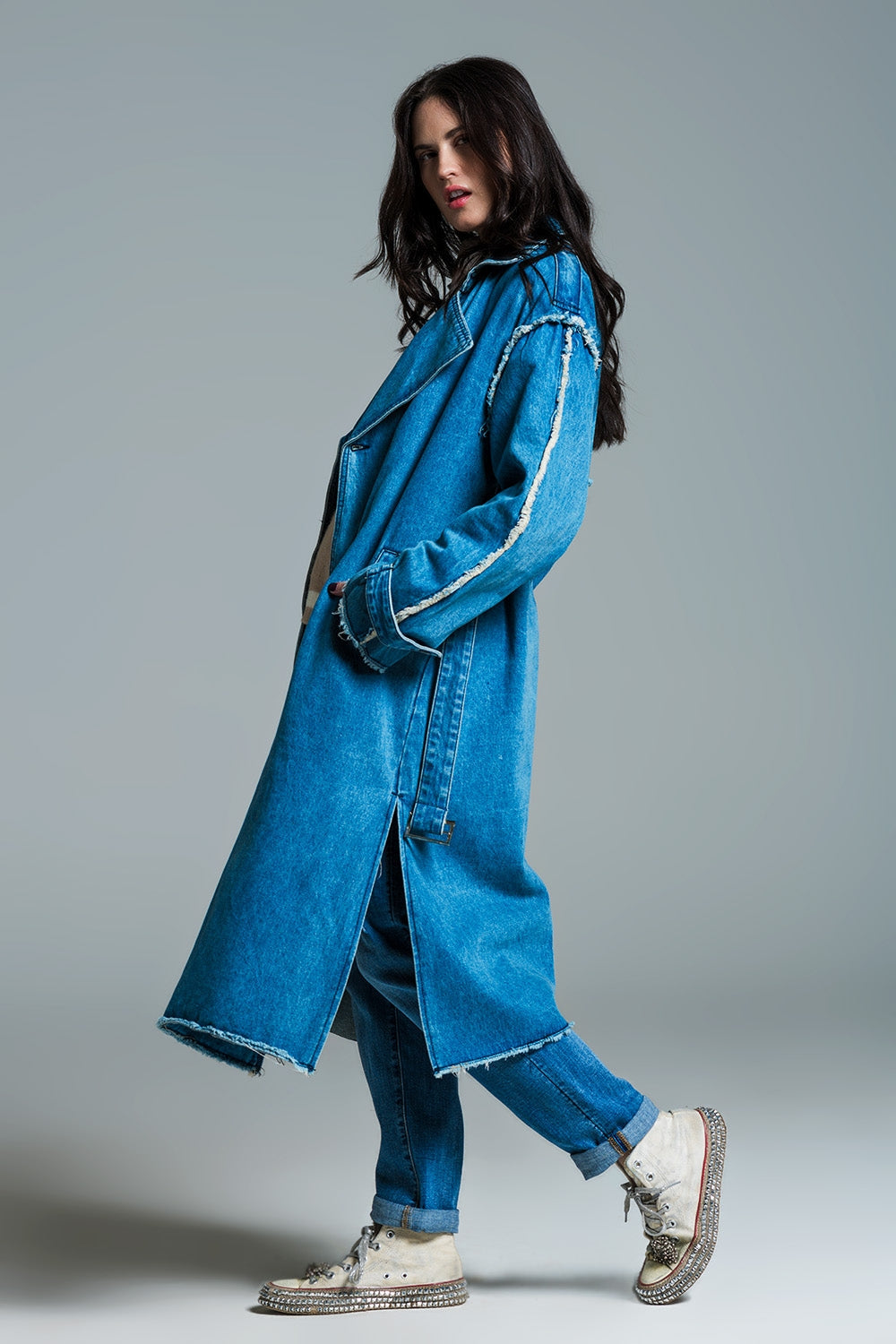 Demin Trench Coat With Belt and Raw Edges in Mid Wash