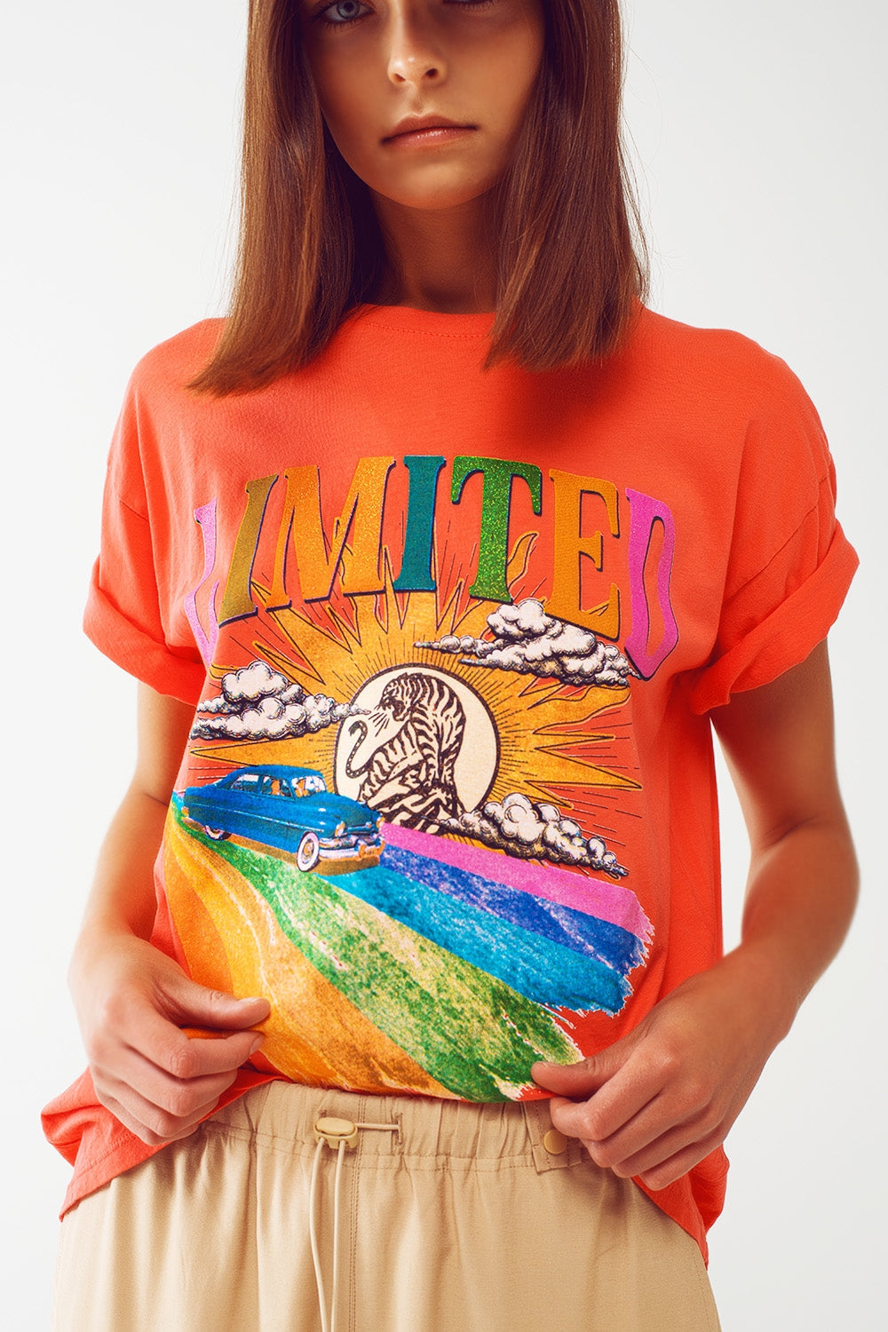 T-Shirt With Limited Graphic Print in Orange